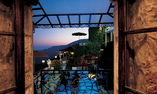 Ch�teau de la Ch�vre d'Or - Provence - �ze