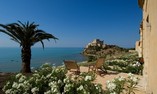 Photos and Services of 'La Fattoria' Deluxe Suite sea view 