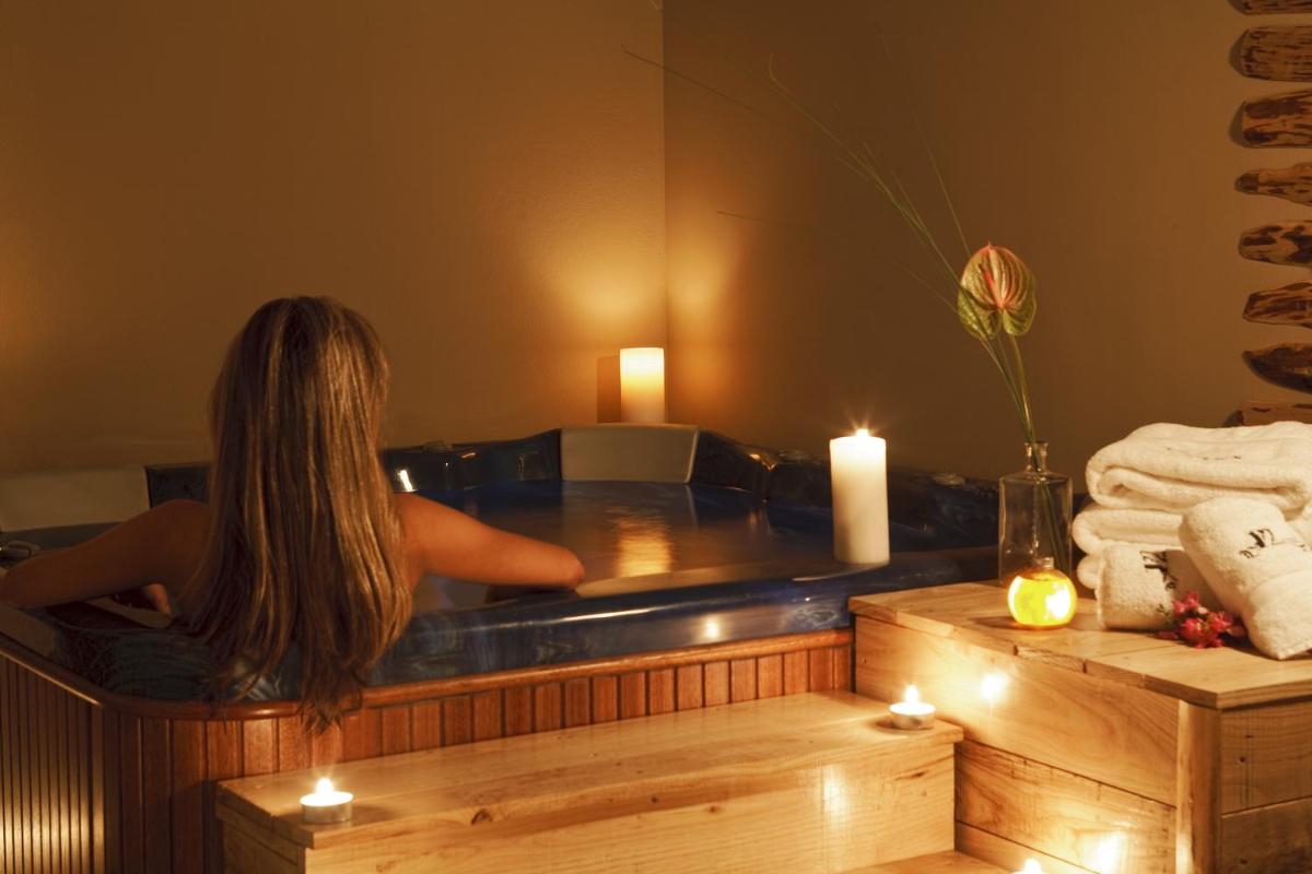 12 Months Resort & Spa