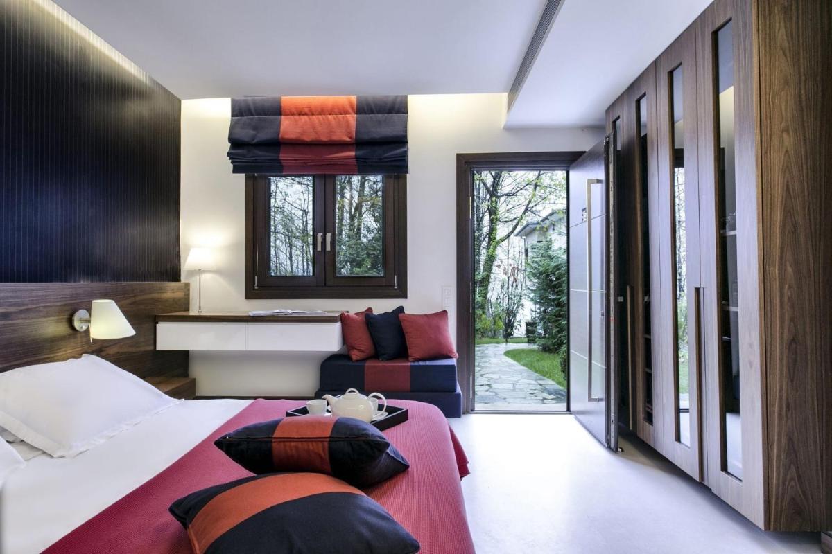 12 Months Resort & Spa