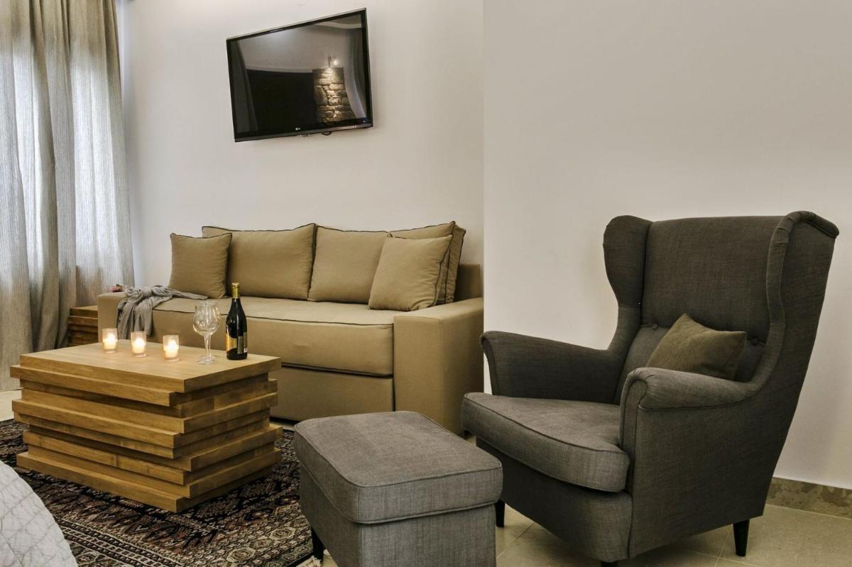 12 Months Resort & Spa