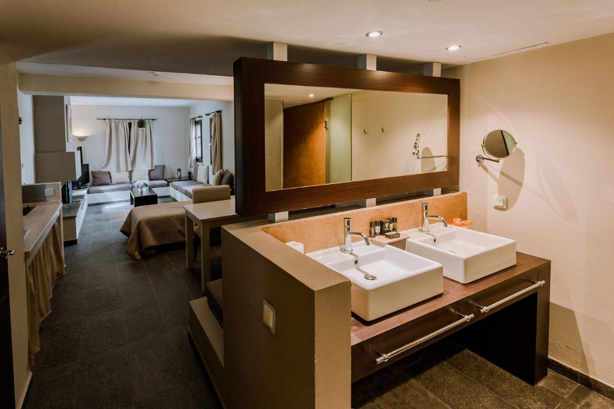 12 Months Resort & Spa