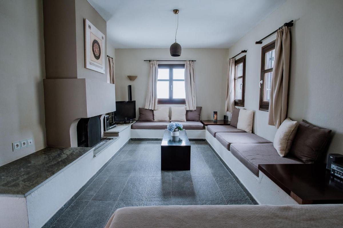 12 Months Resort & Spa