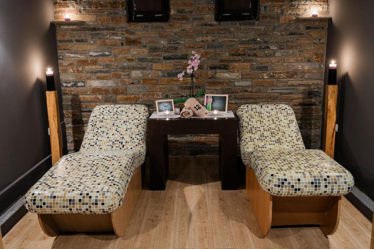 12 Months Resort & Spa