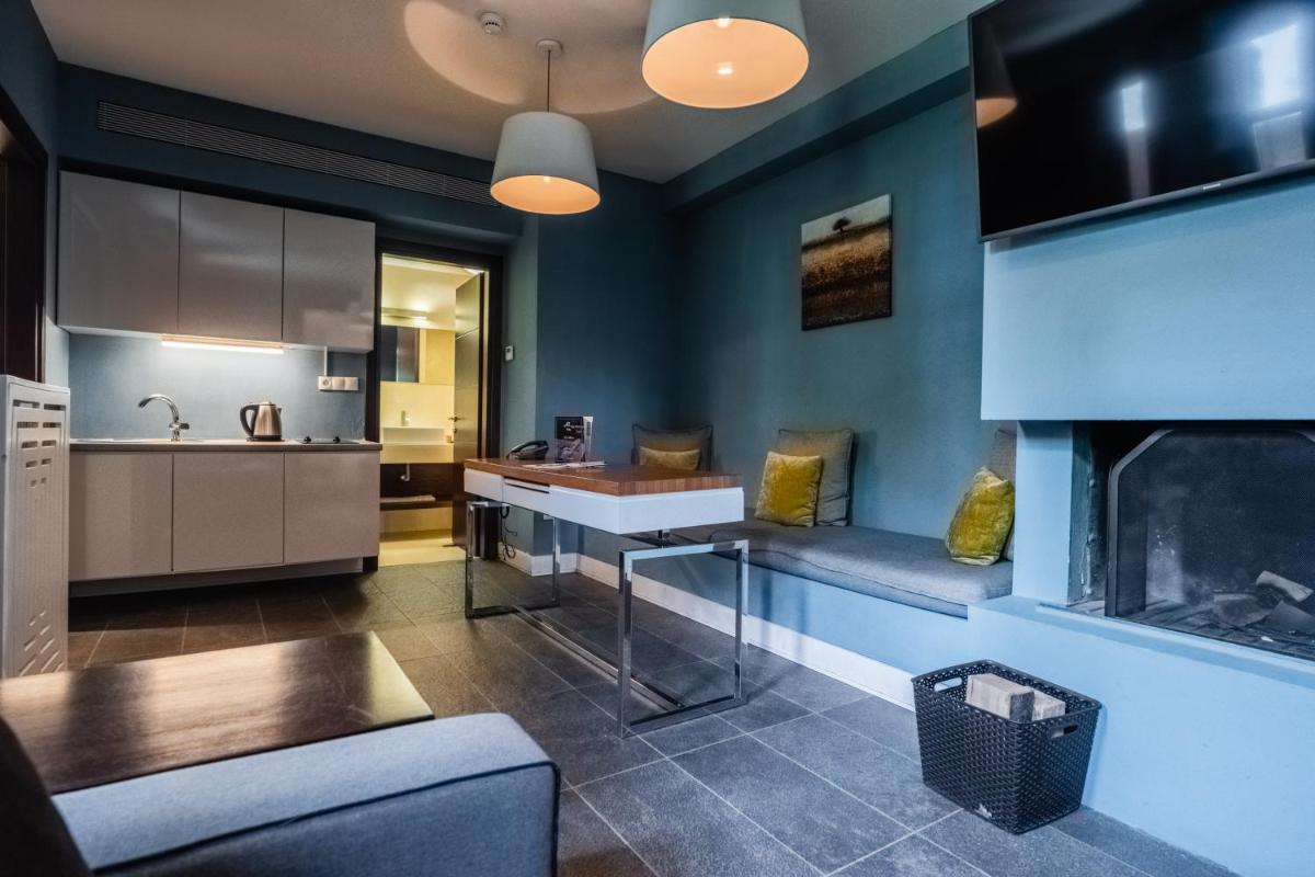 12 Months Resort & Spa