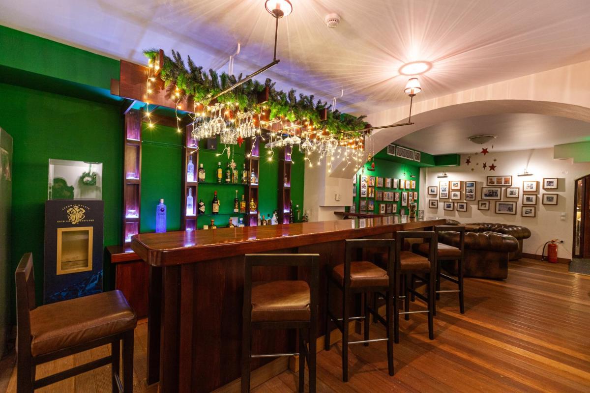 12 Months Resort & Spa