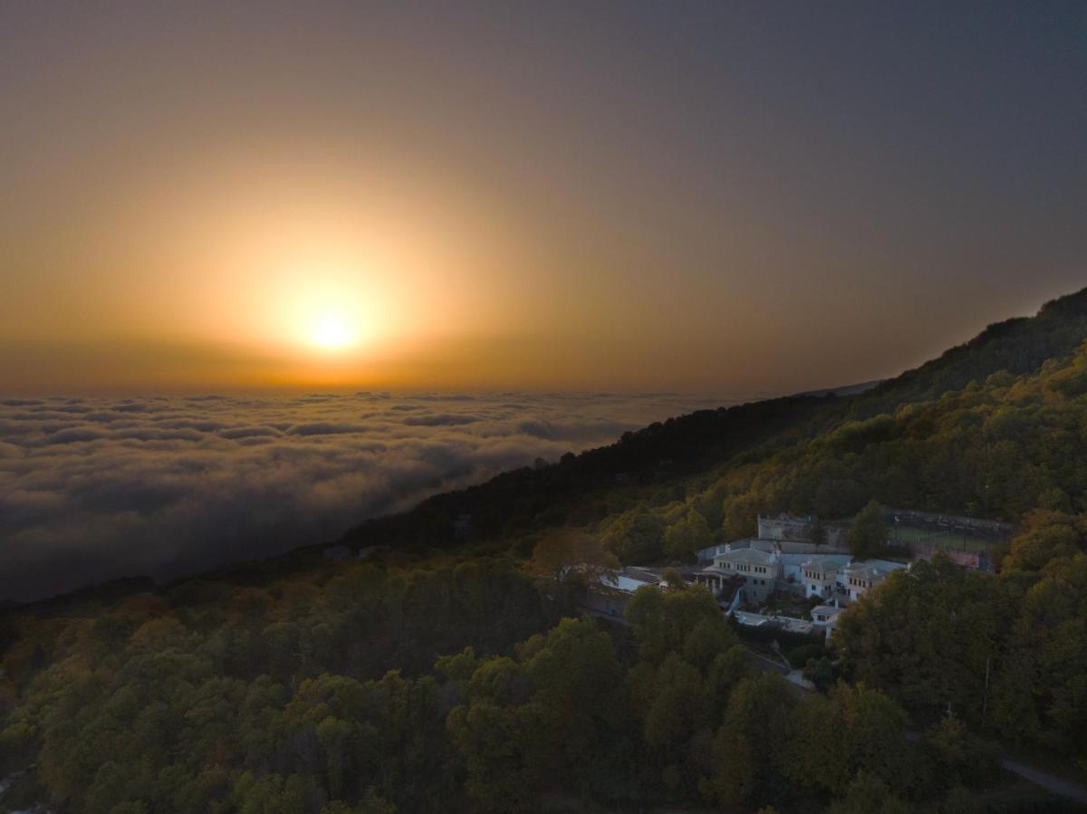 12 Months Resort & Spa