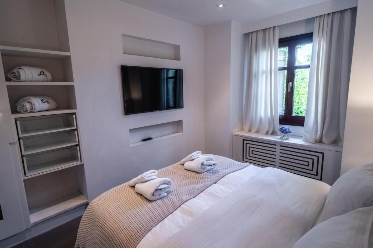 12 Months Resort & Spa