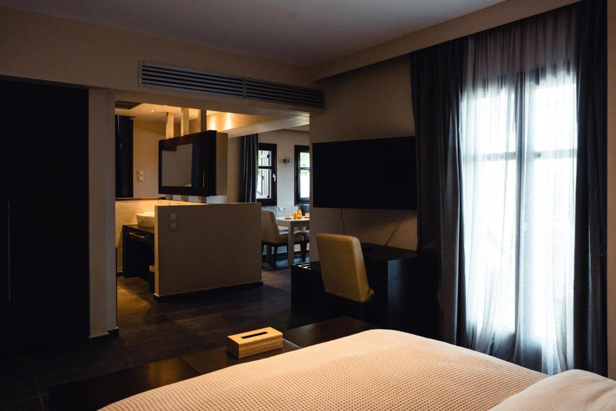 12 Months Resort & Spa