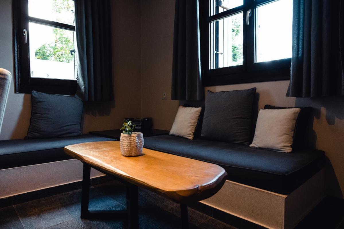 12 Months Resort & Spa