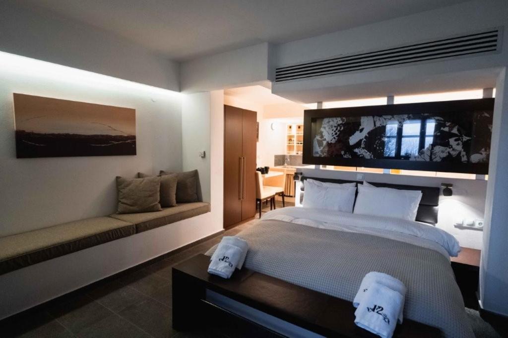 12 Months Resort & Spa