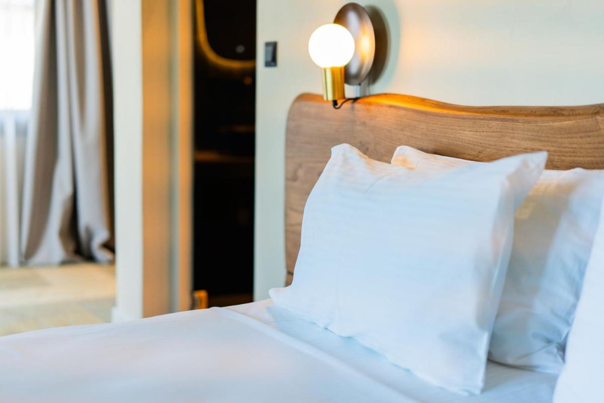 12 Months Resort & Spa