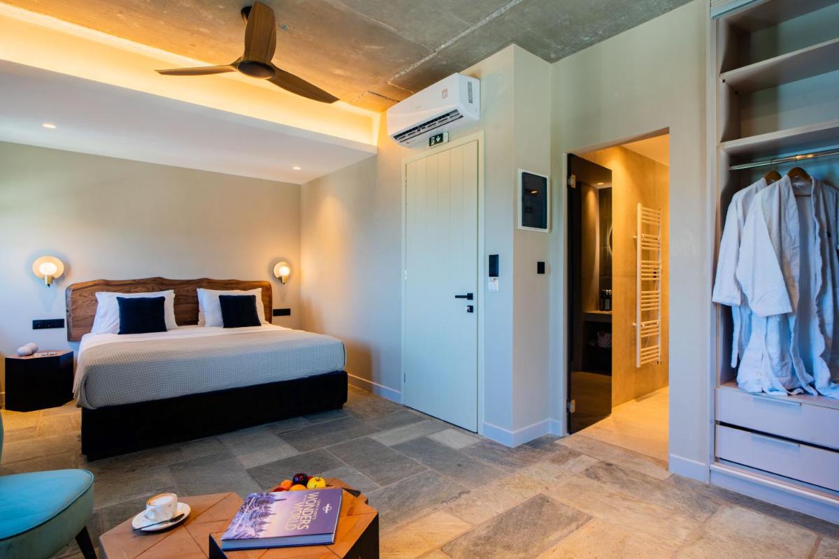 12 Months Resort & Spa