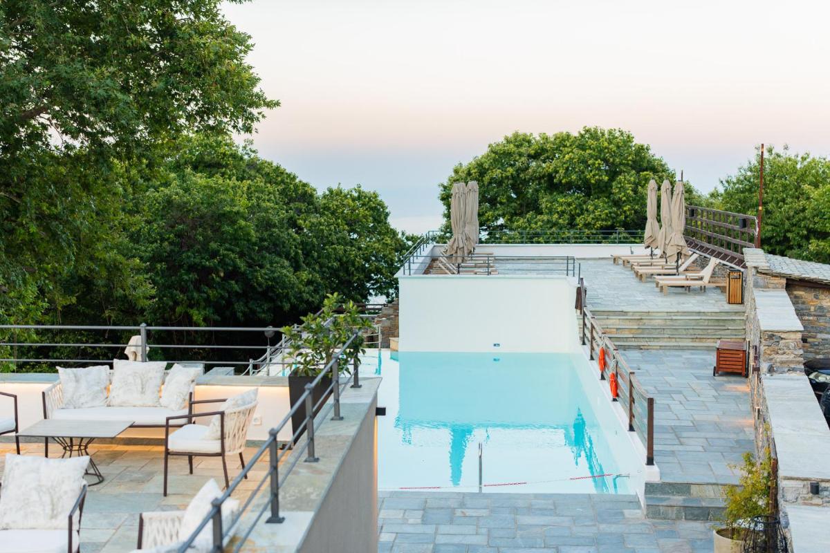 12 Months Resort & Spa