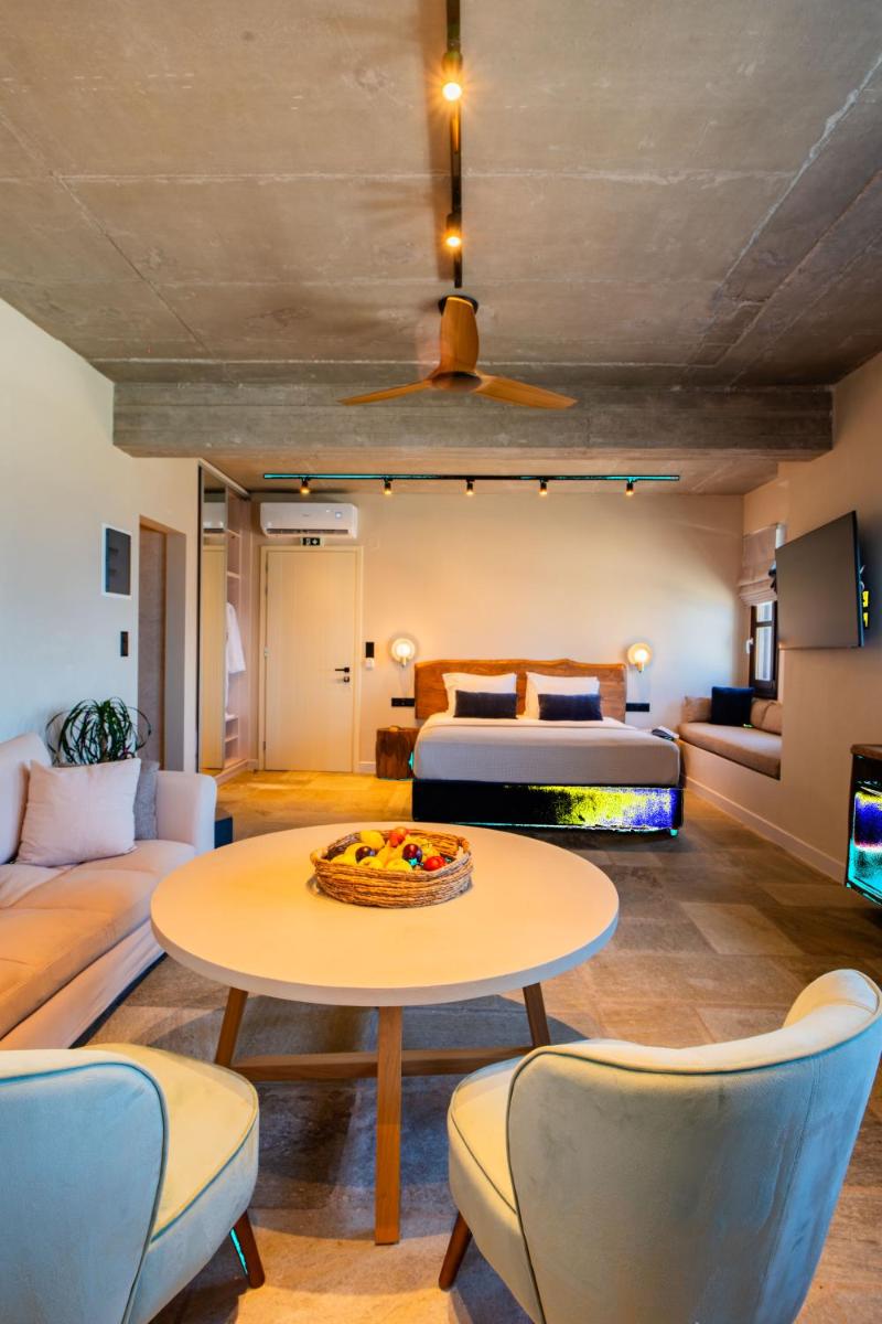 12 Months Resort & Spa