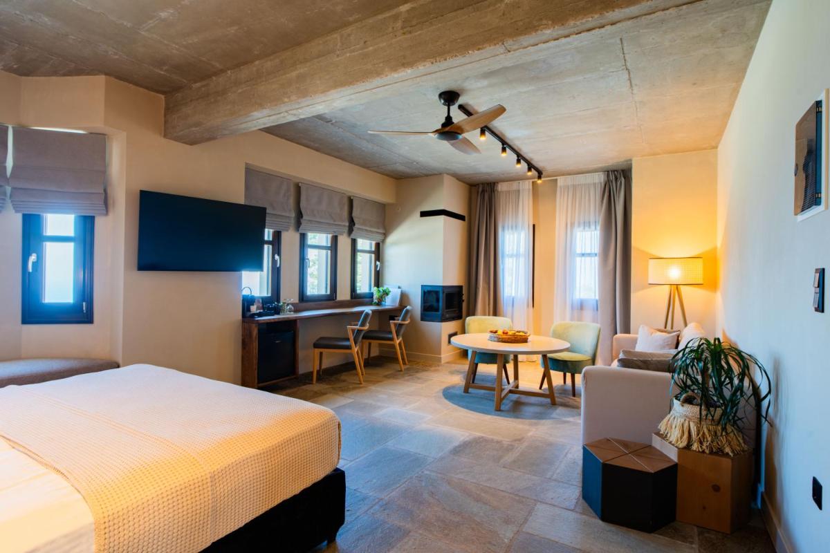 12 Months Resort & Spa