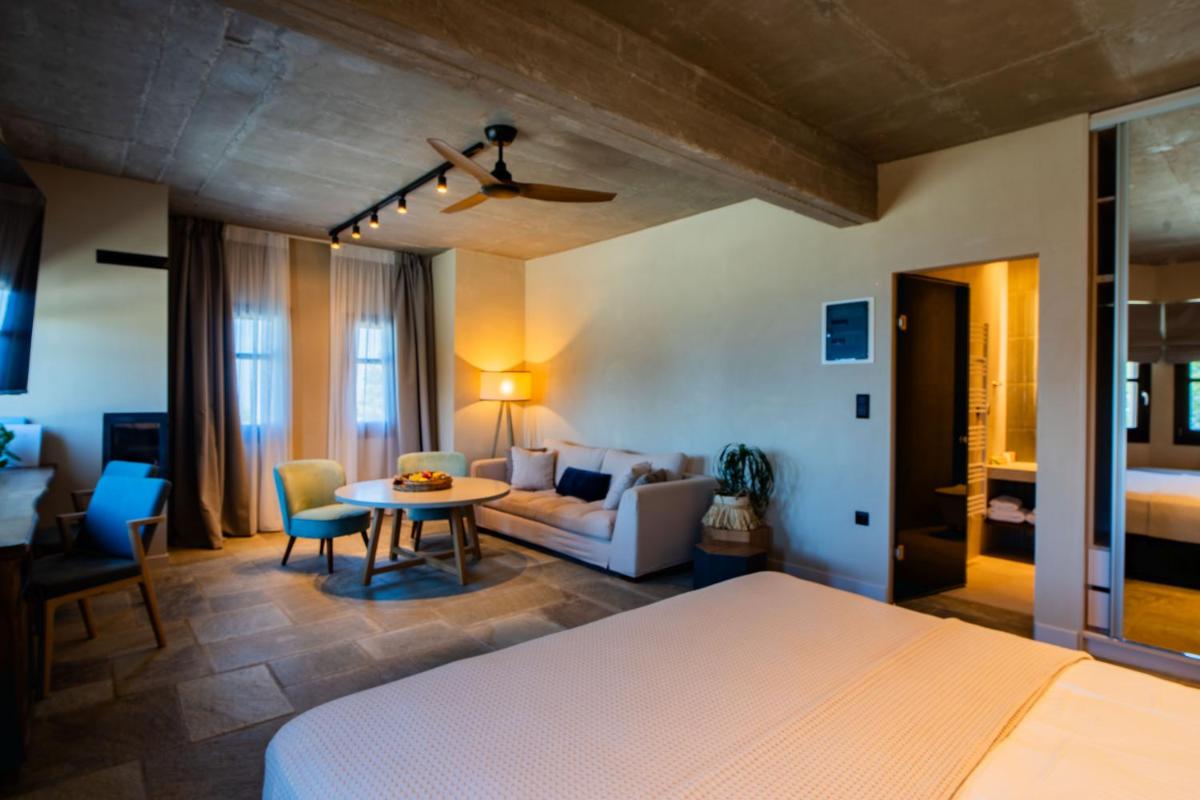 12 Months Resort & Spa