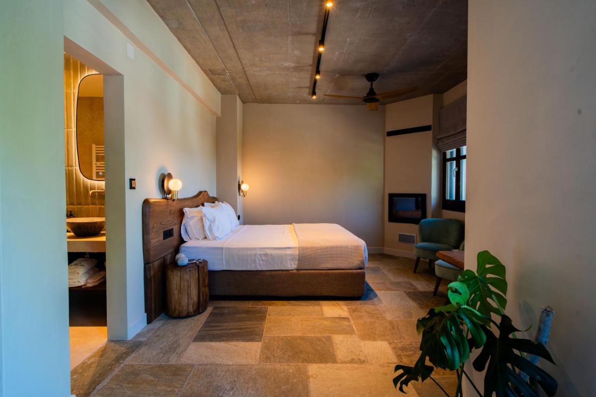 12 Months Resort & Spa