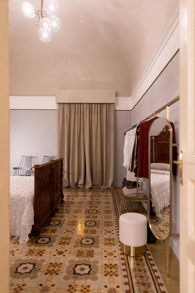 206 Via Roma