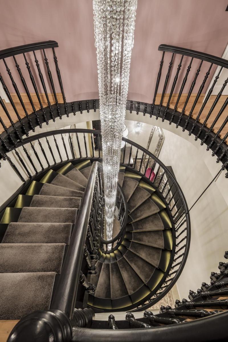 3 Sixty Hotel & Suites