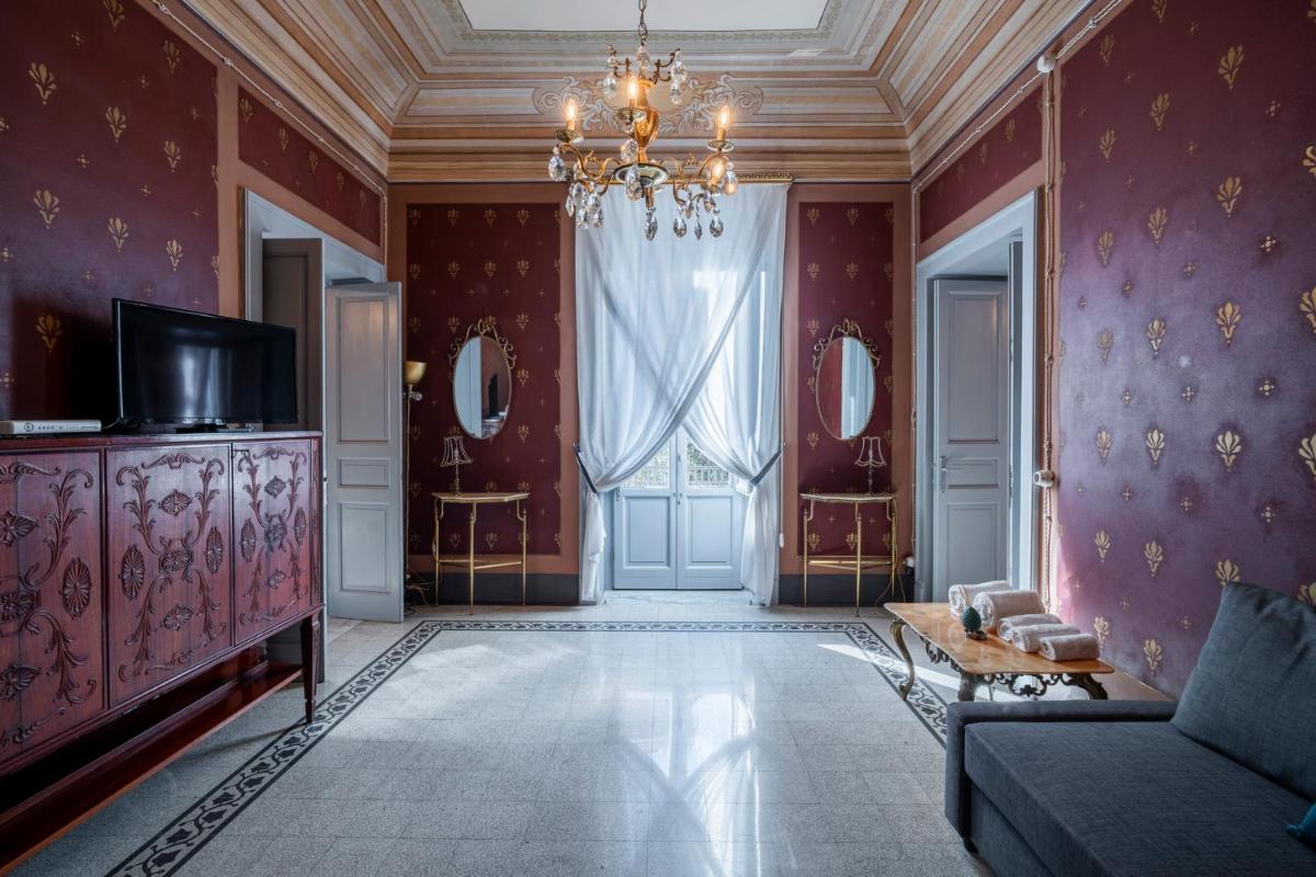 360Me Palace