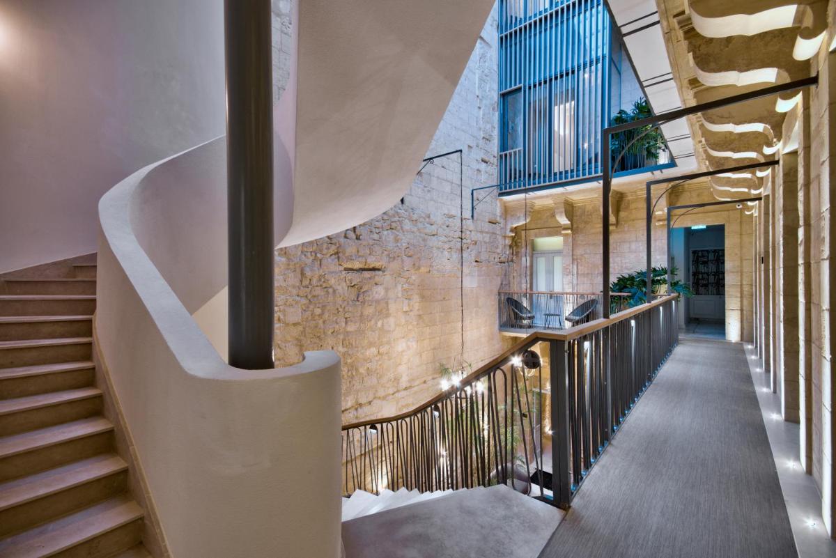 66 Saint Paul's & Spa