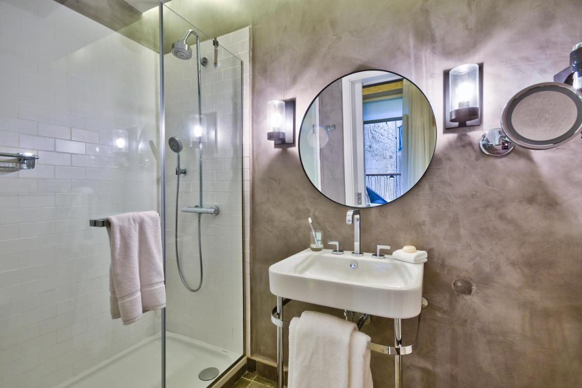 66 Saint Paul's & Spa