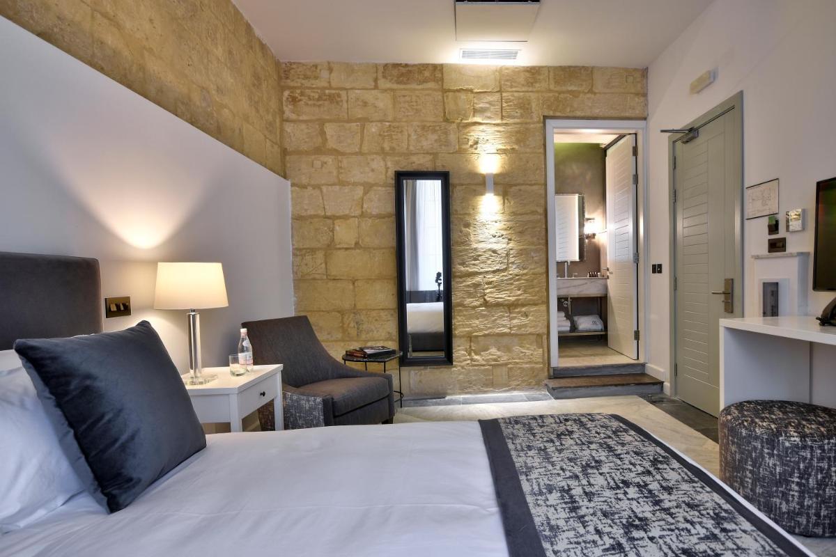 66 Saint Paul's & Spa