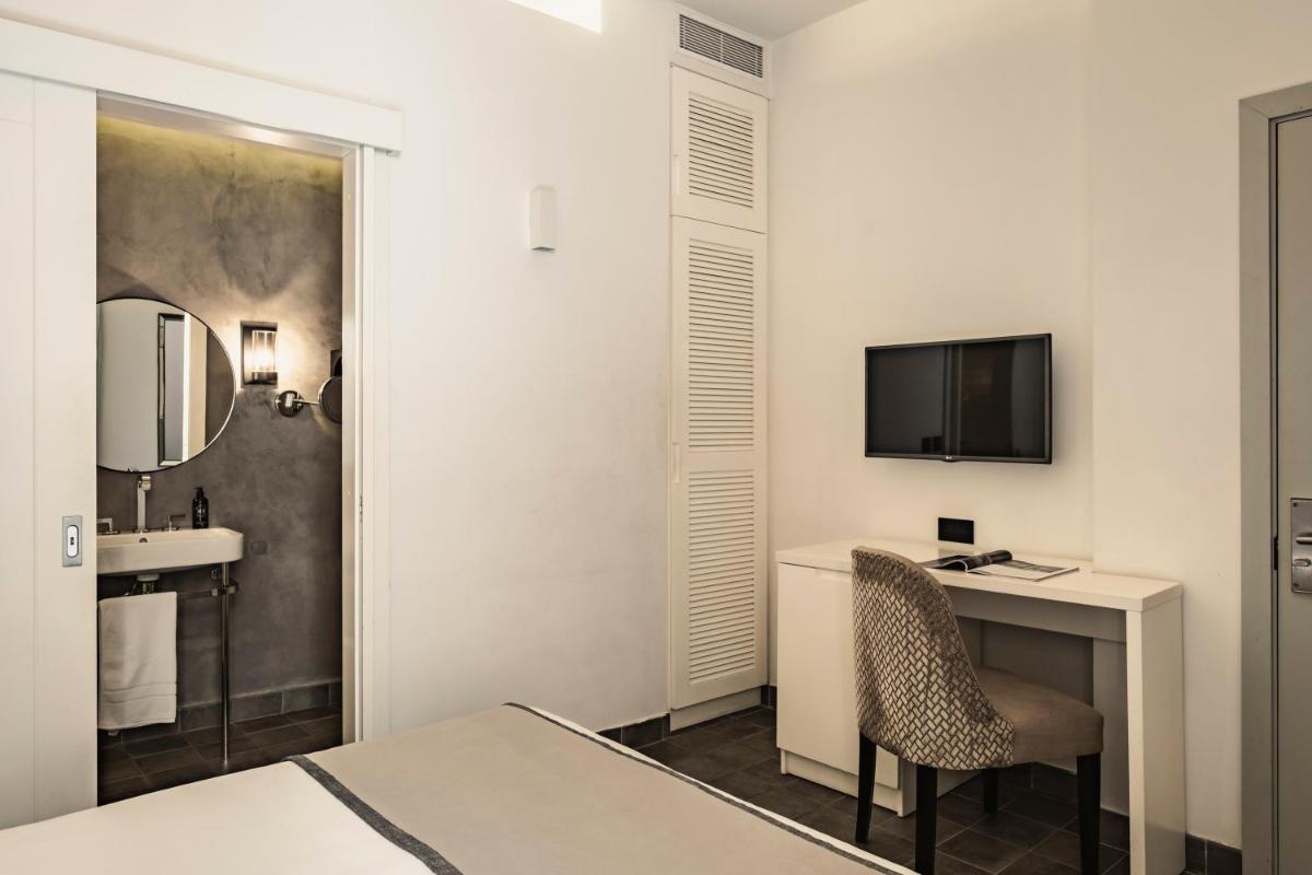66 Saint Paul's & Spa