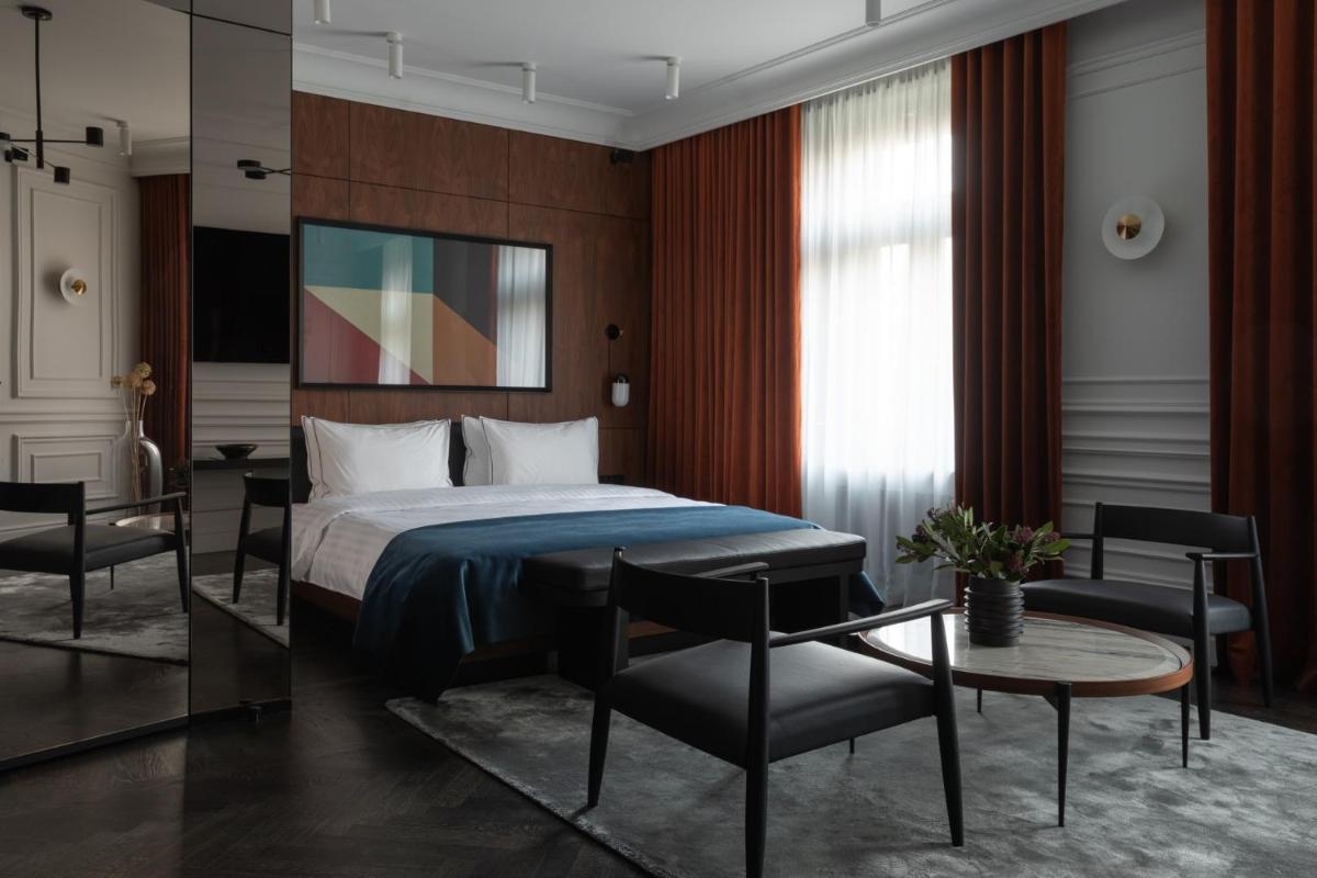 A22 Hotel