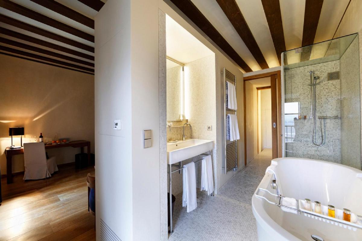 Abadia Retuerta LeDomaine