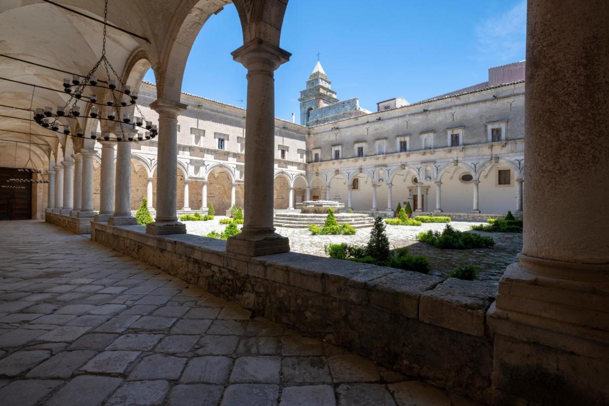Abbazia Santa Maria del Bosco