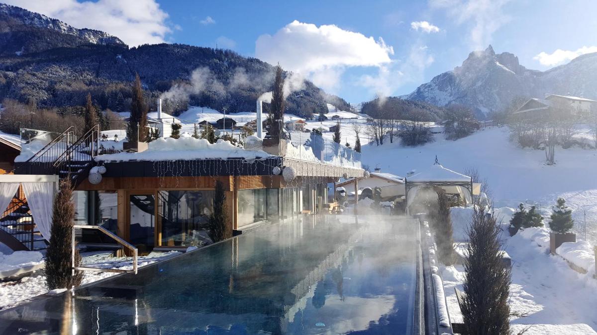 ABINEA Dolomiti Romantic SPA