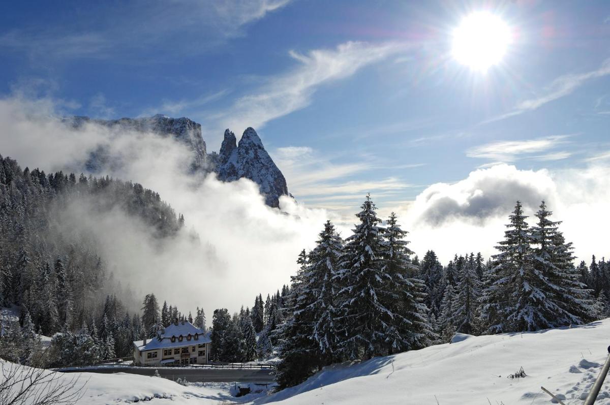 ABINEA Dolomiti Romantic SPA