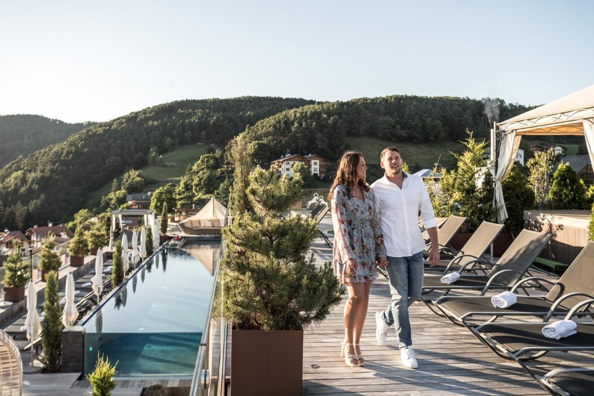 ABINEA Dolomiti Romantic SPA