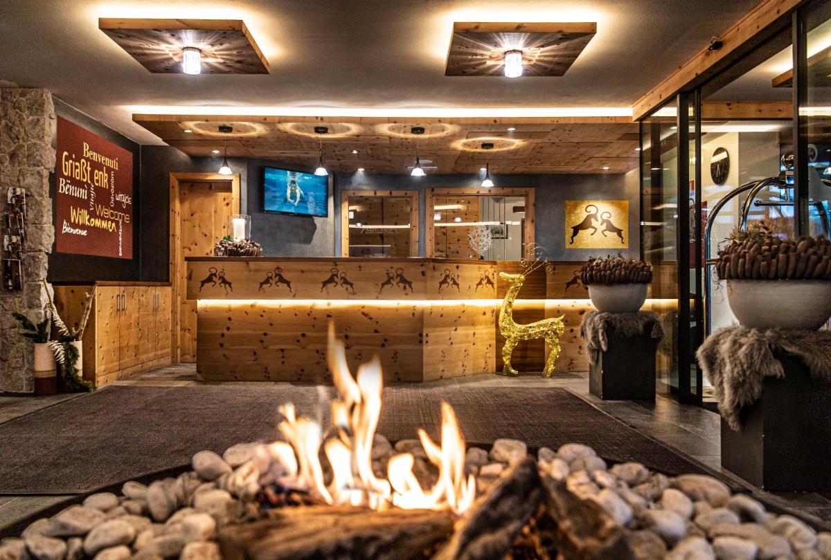 ABINEA Dolomiti Romantic SPA