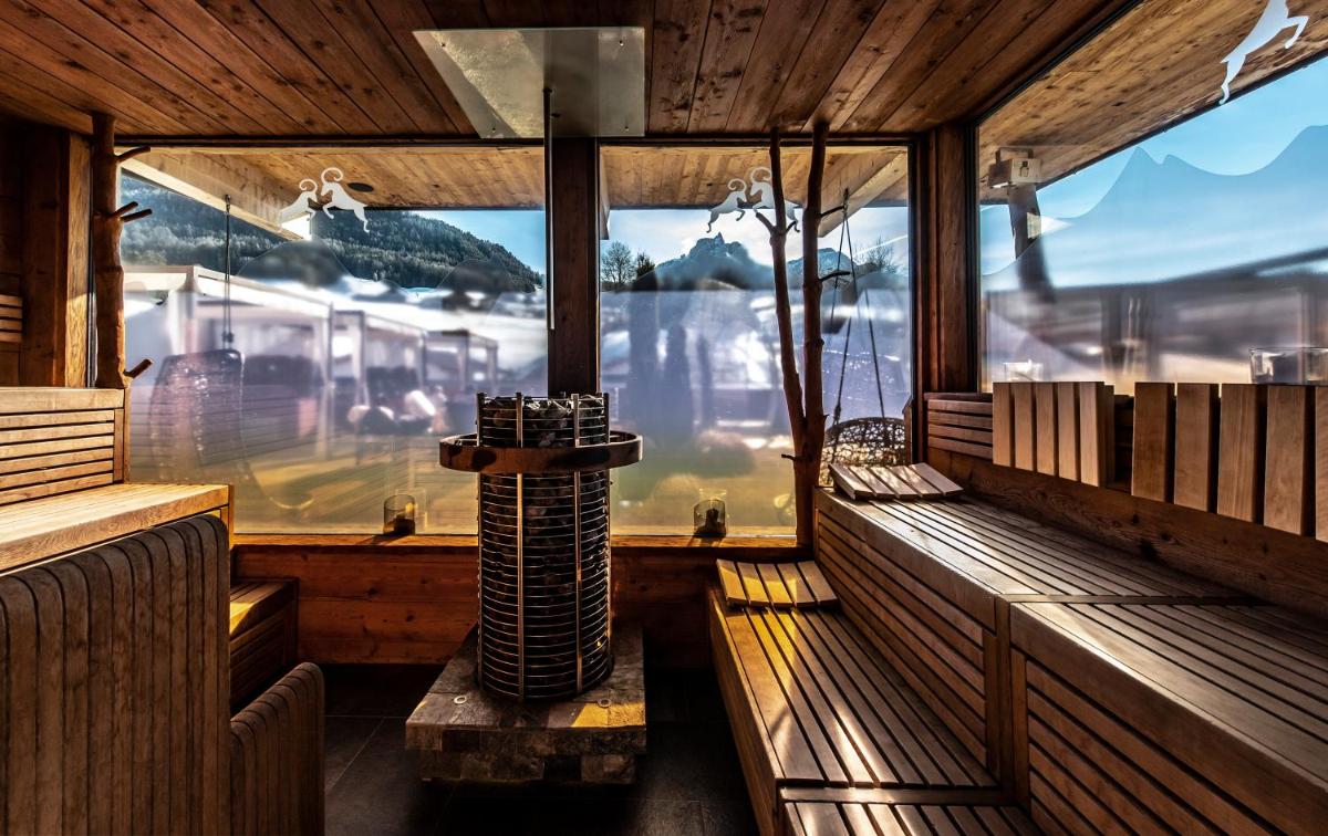 ABINEA Dolomiti Romantic SPA