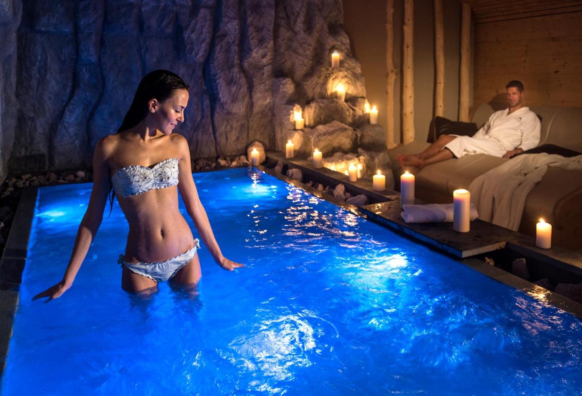 ABINEA Dolomiti Romantic SPA