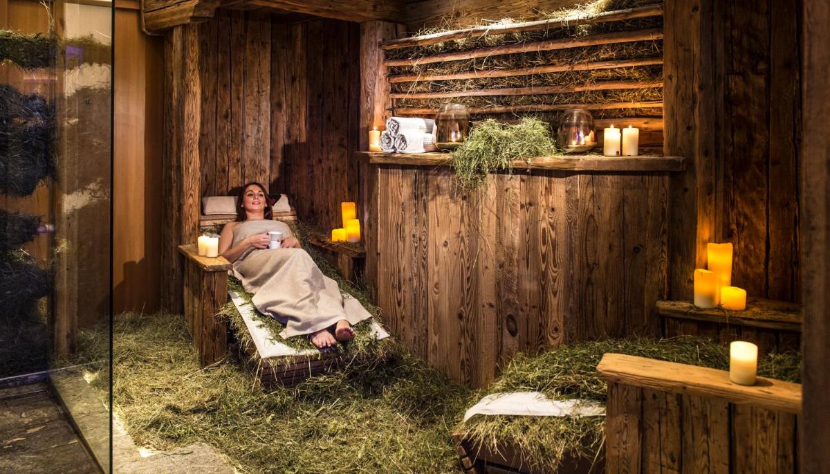 ABINEA Dolomiti Romantic SPA