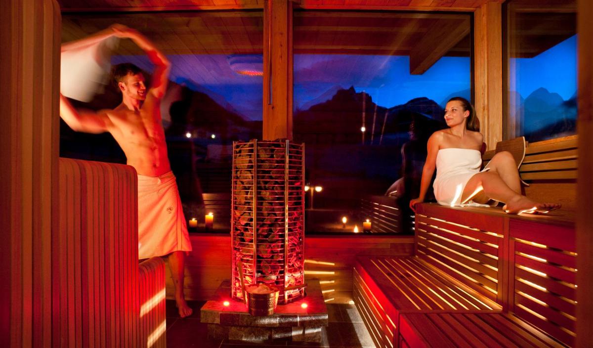 ABINEA Dolomiti Romantic SPA