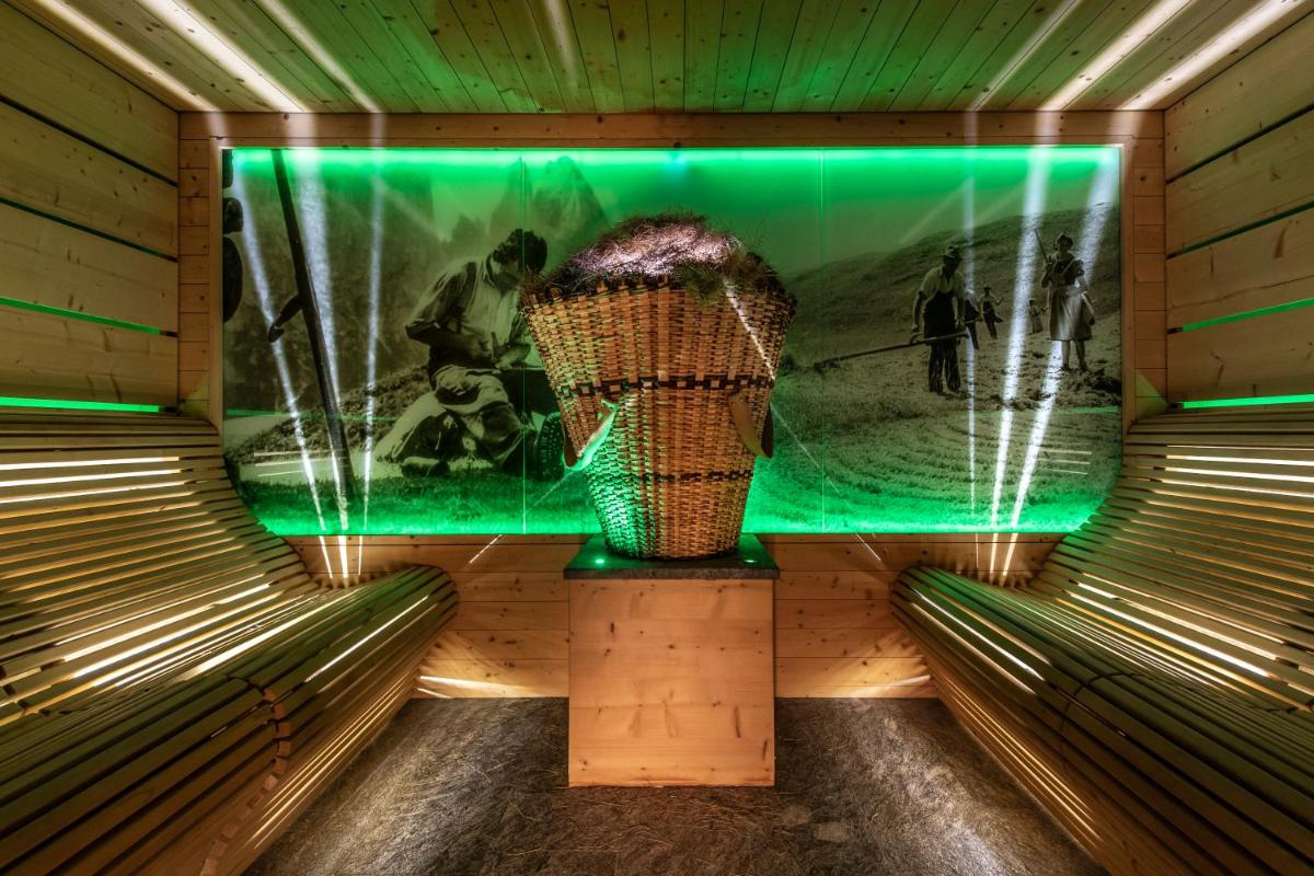 ABINEA Dolomiti Romantic SPA