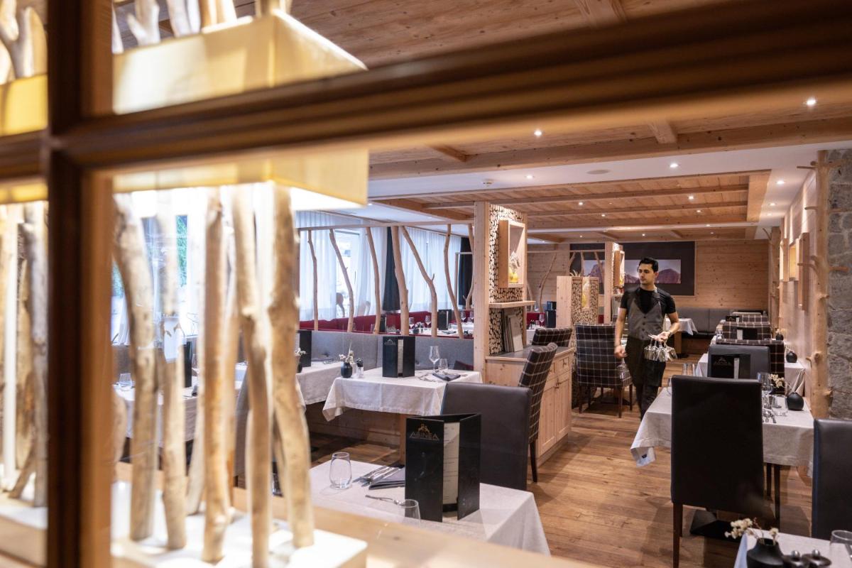 ABINEA Dolomiti Romantic SPA