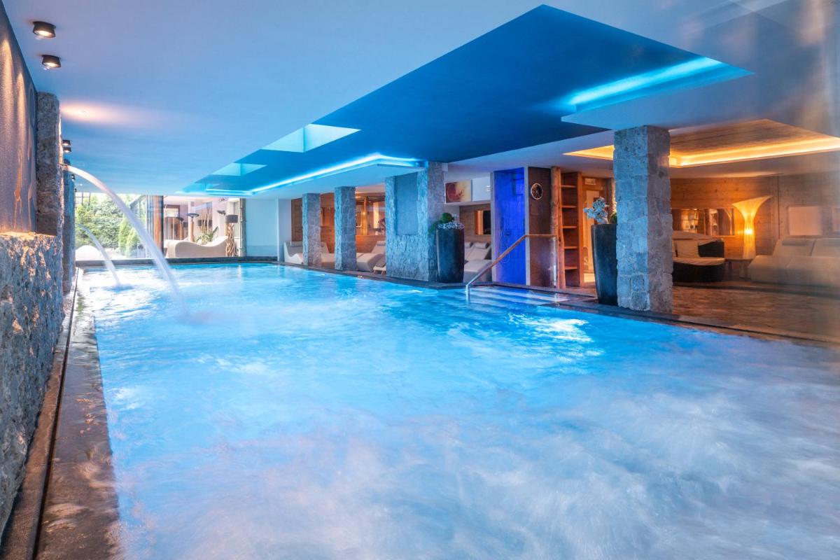 ABINEA Dolomiti Romantic SPA