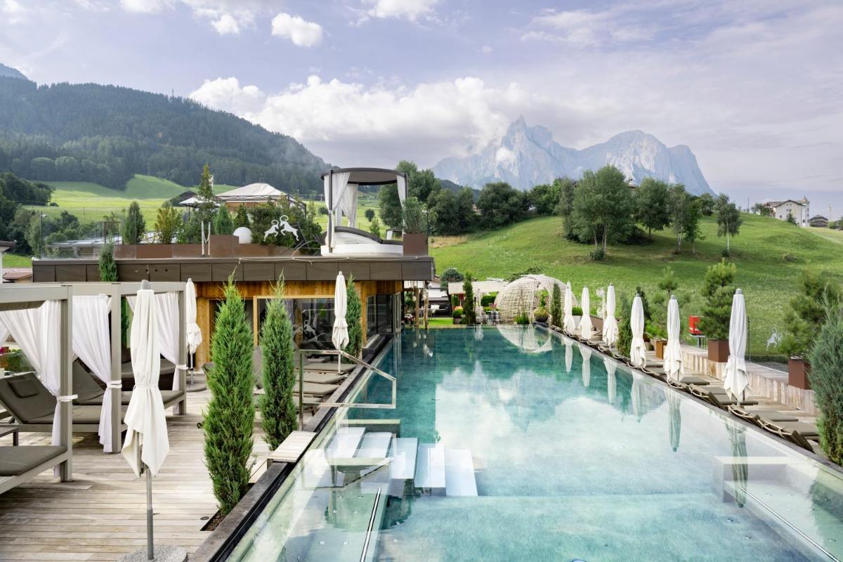 ABINEA Dolomiti Romantic SPA