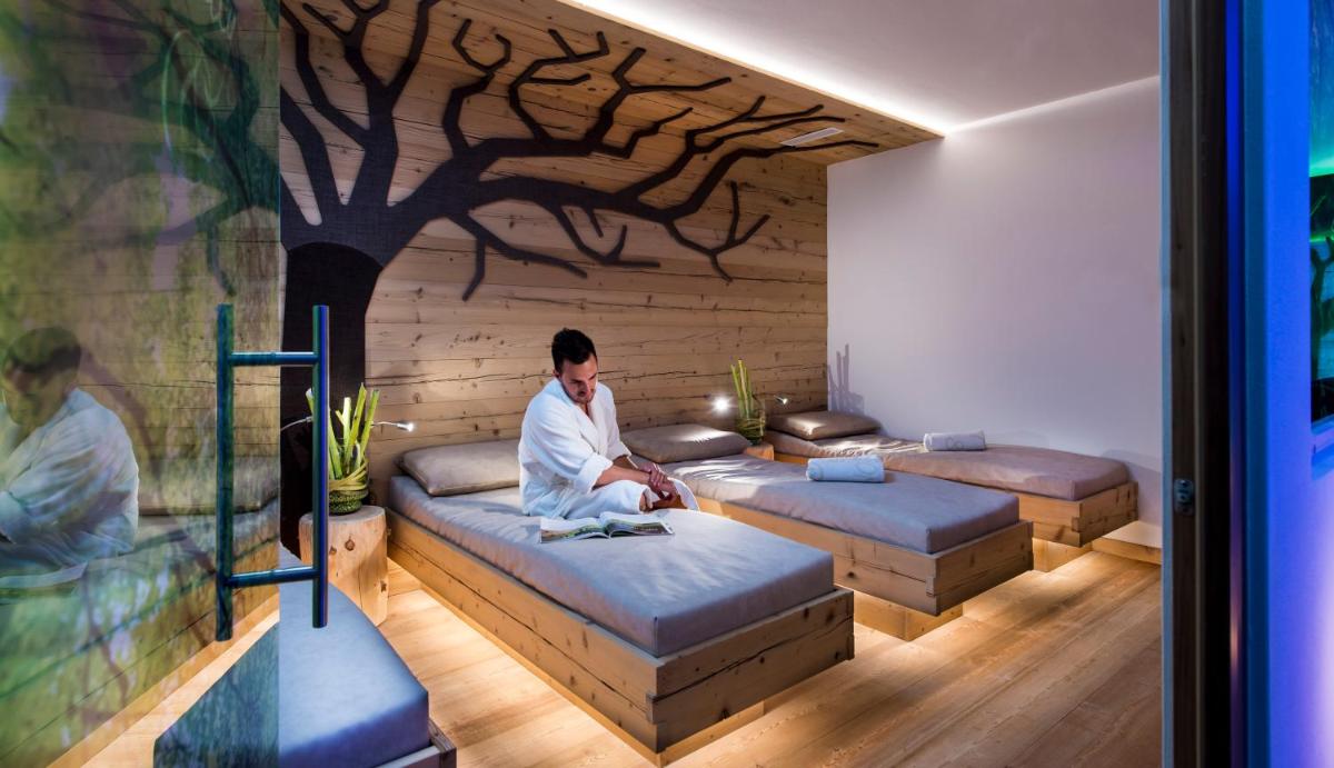 ABINEA Dolomiti Romantic SPA