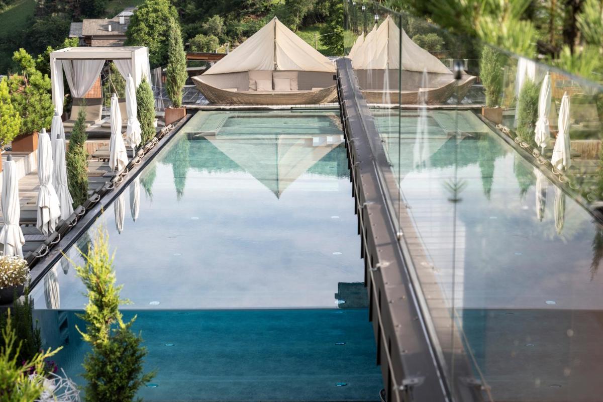 ABINEA Dolomiti Romantic SPA
