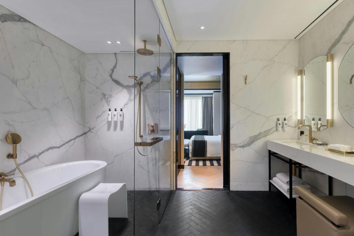 Academias Hotel, Autograph Collection