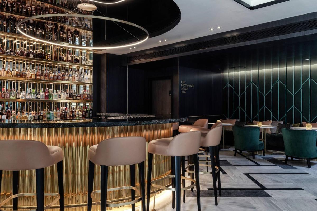 Academias Hotel, Autograph Collection