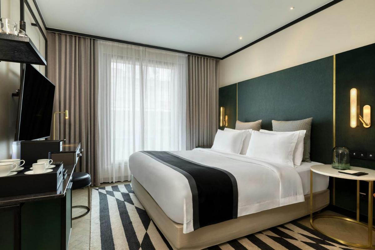 Academias Hotel, Autograph Collection