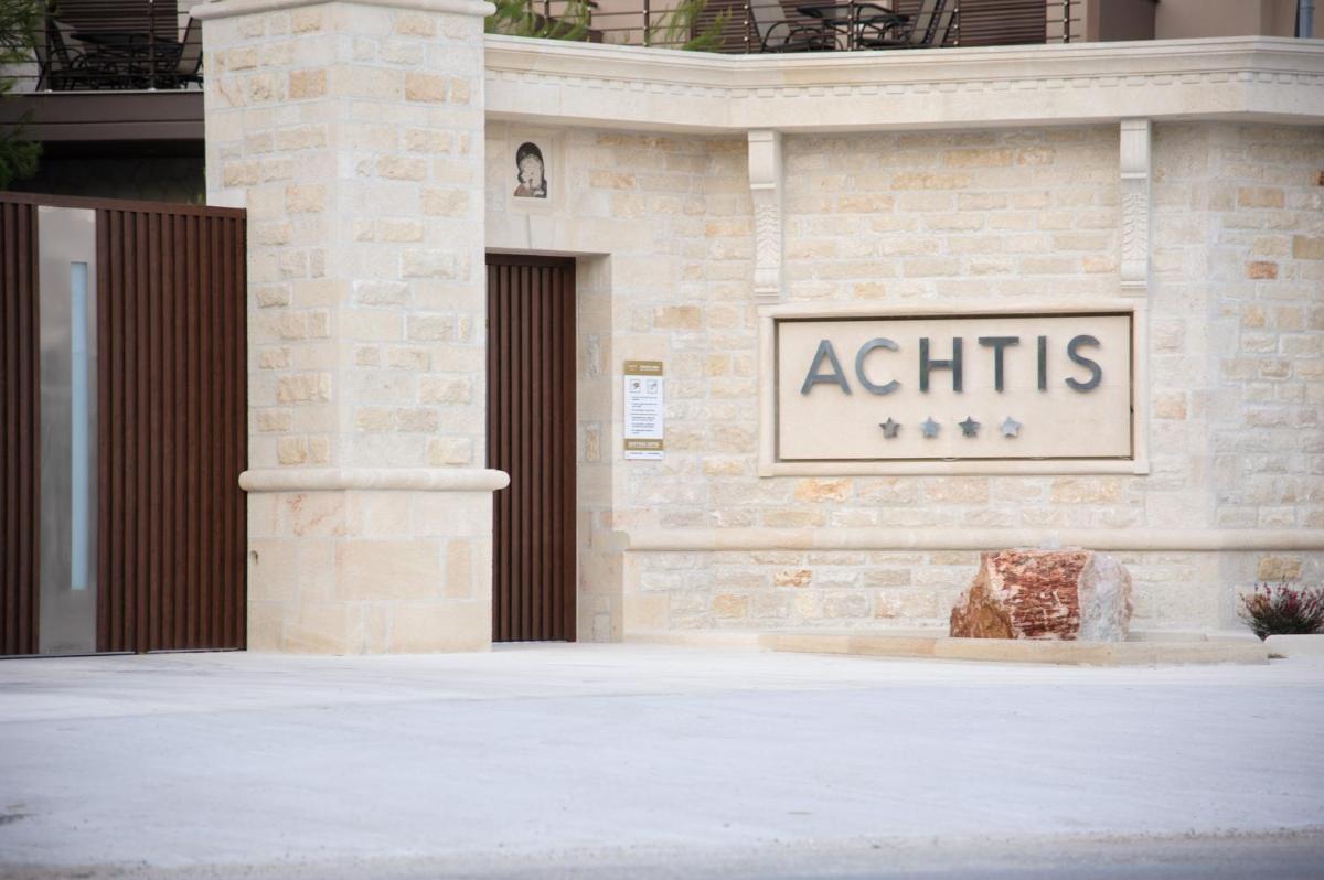 Achtis Hotel